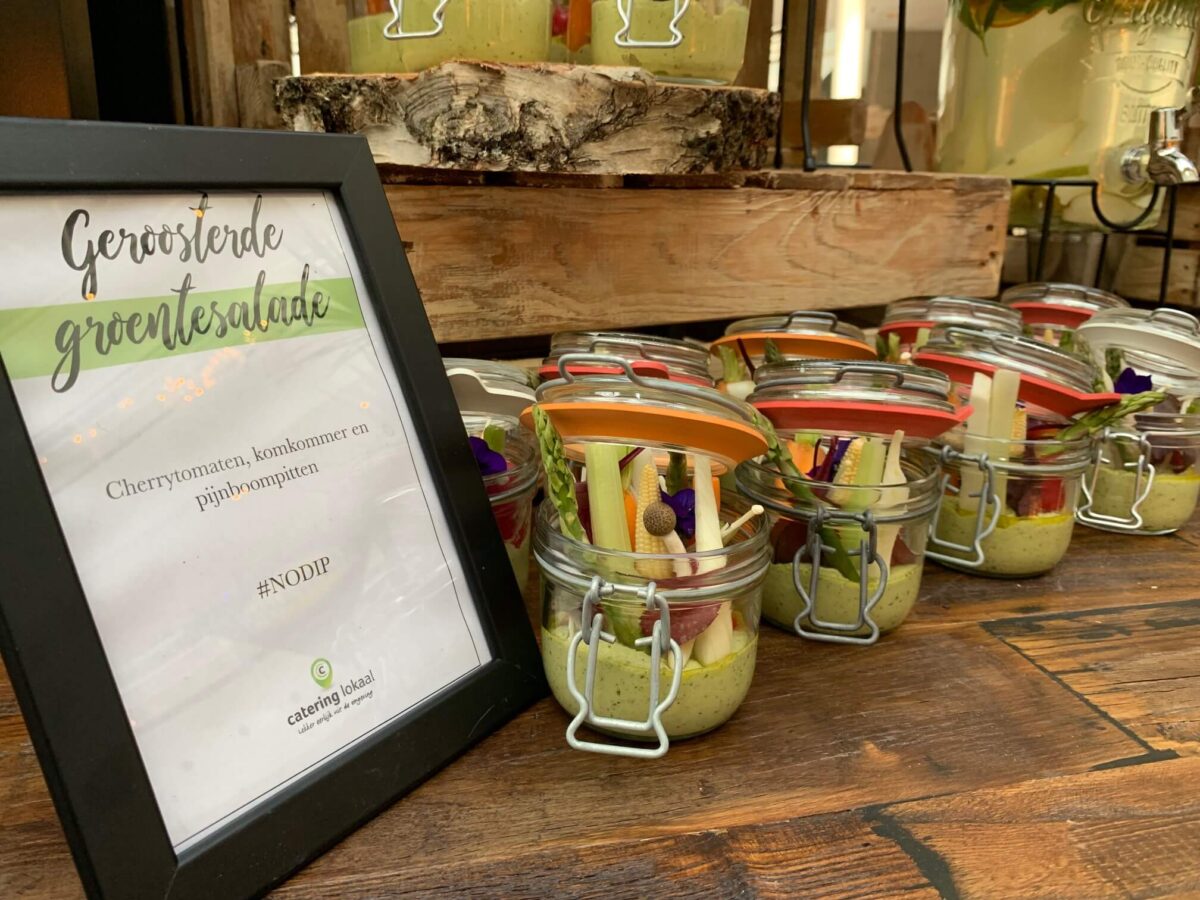 Catering Lokaal No Dip Arrangement 1