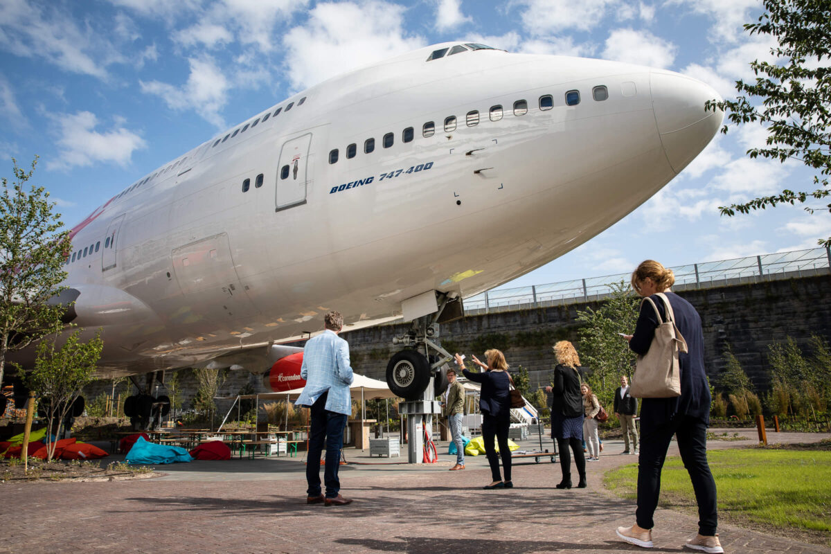 Op bezoek bij een boeing ter introductie van een nieuwe venue