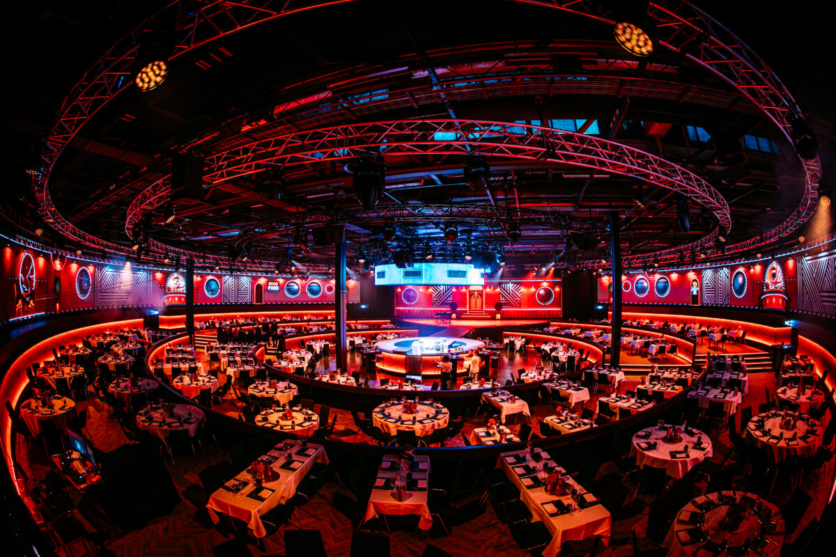 studio 21 - dinner show - locatie - NATHANREINDS-MadameJeanette