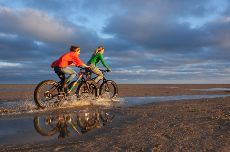 fatbiken - meet in friesland - donker - nacht - fietsen - night sky