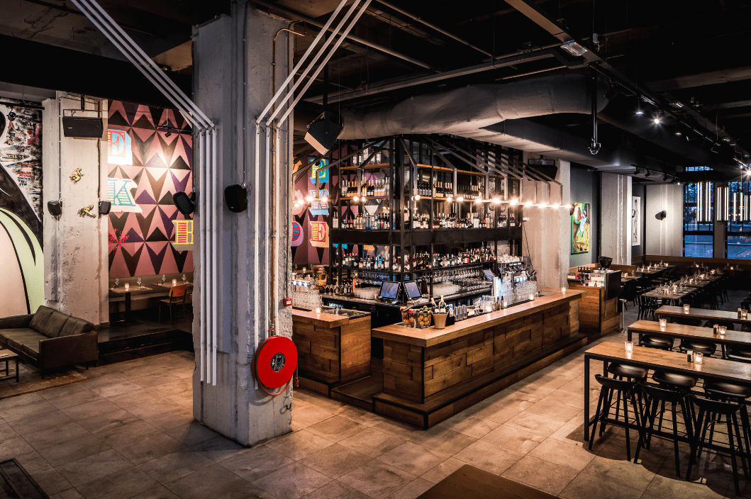 Bar _ Lounge Area- de bajes - restaurant - street art - horeca