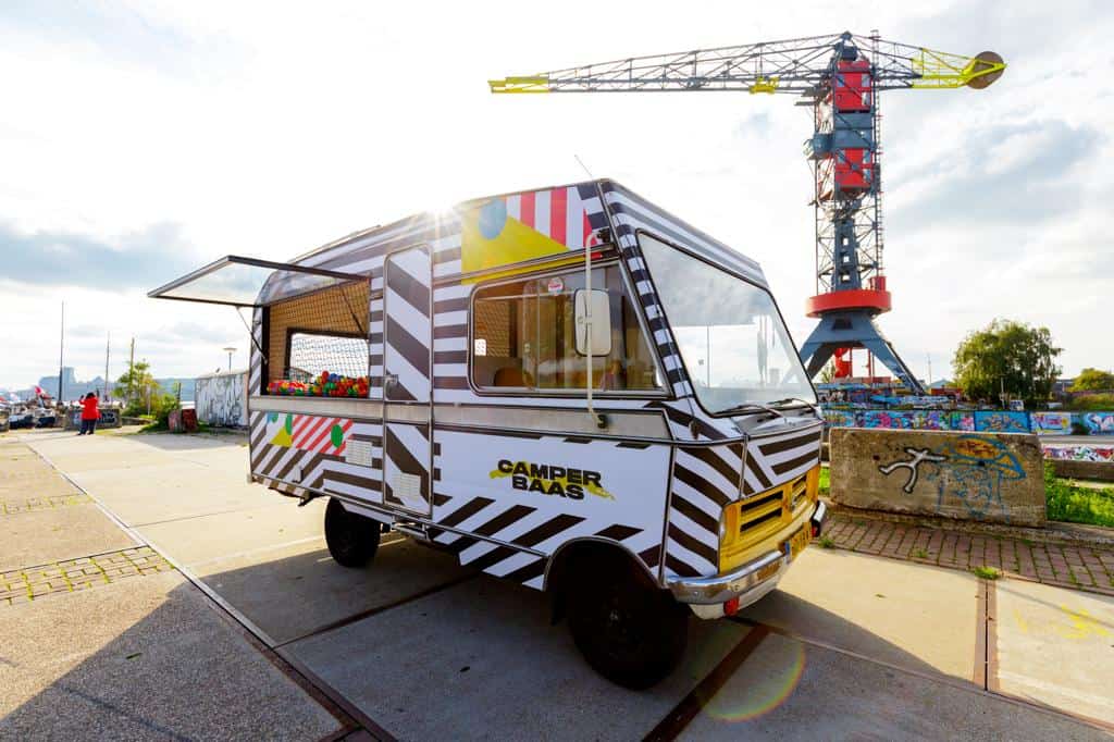 Camperbaas - acts - entertainment - festival - ballenbak - disco - camper - 3