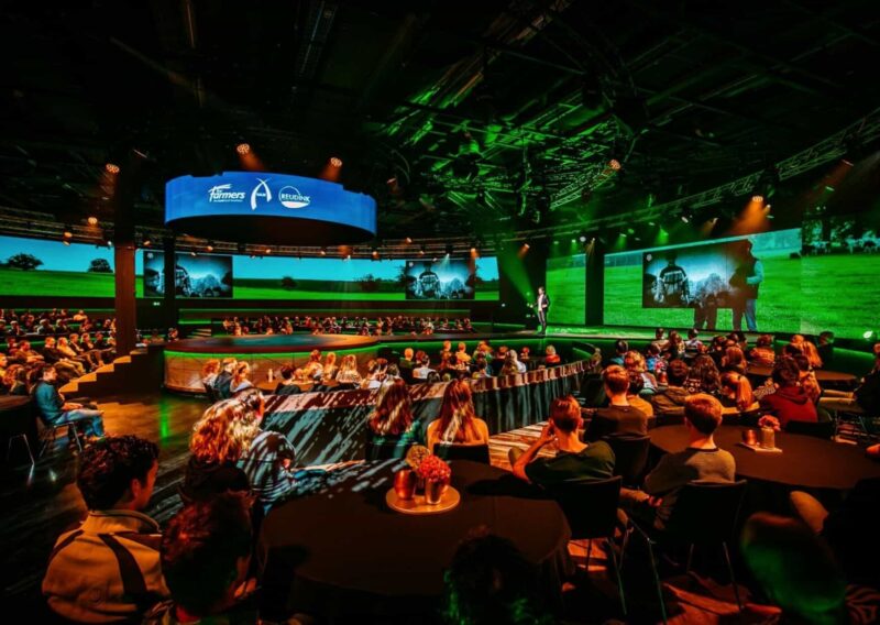 Studio 21 tijdens een event voor Farmers en Reudink