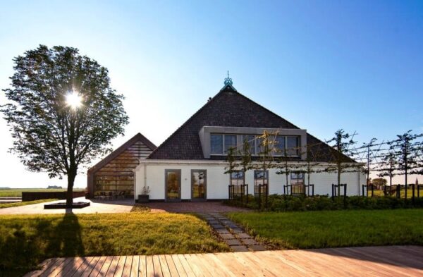 vooraanzicht pollepleats - eventlocatie - friesland