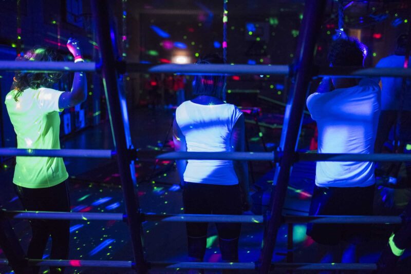 APENKOOI_2 - sportief, gym, kind, spelletjes, blacklight