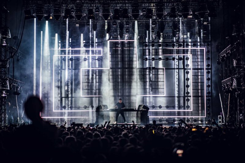 UNLIMITED PRODUCTIONS -stage - event design - productions 1
