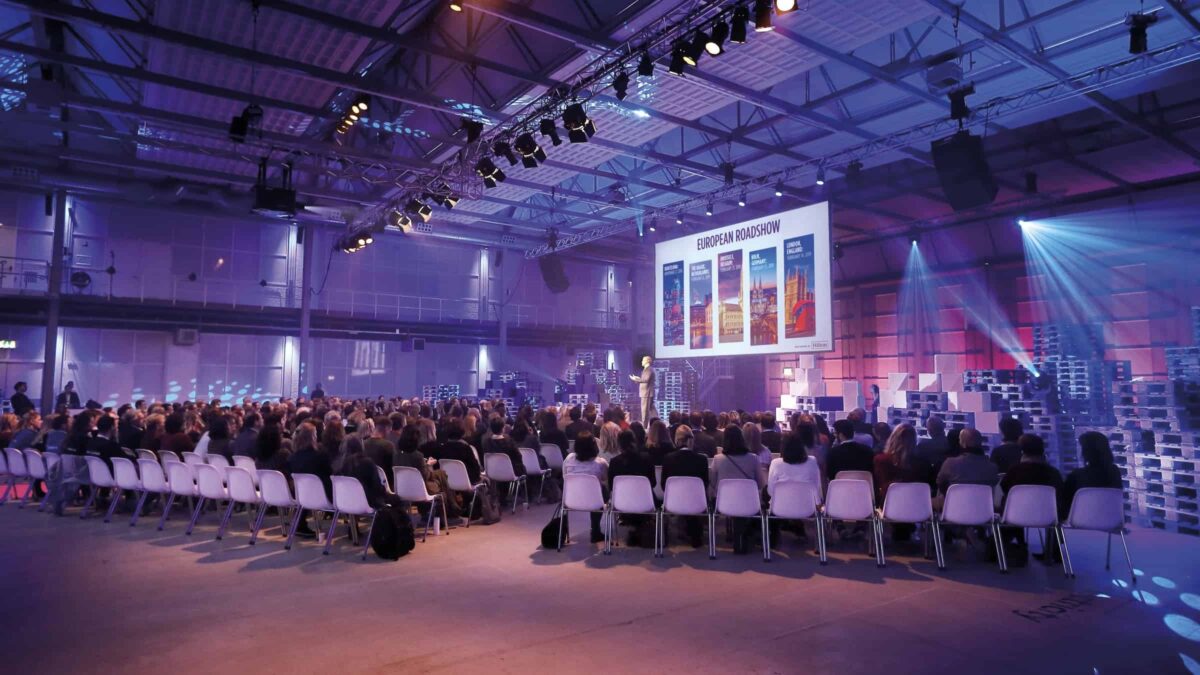 Fokker Terminal - hal - presentatie