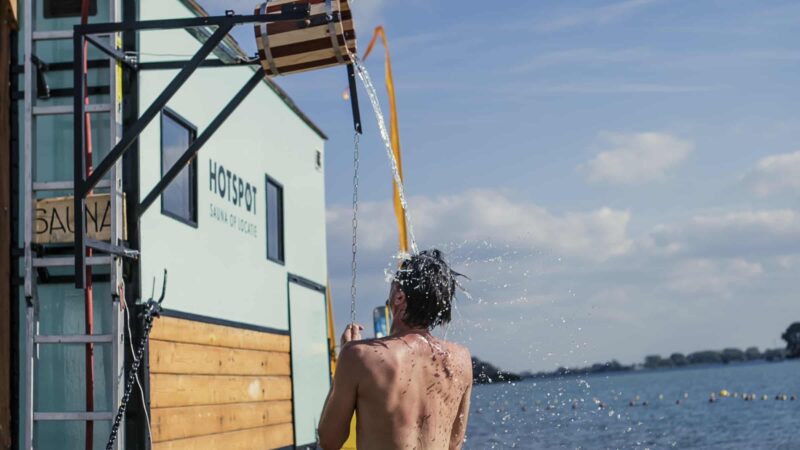Hotspot - mobiele sauna - truck - douche