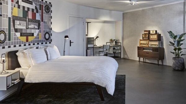 Gooiland - hotelkamer - hotelshelpen.nl - bed