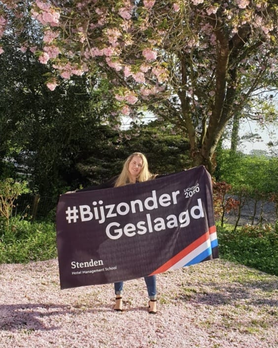 Bijzonder geslaagd - Stenden HMS - studenten - eindexamen - corona