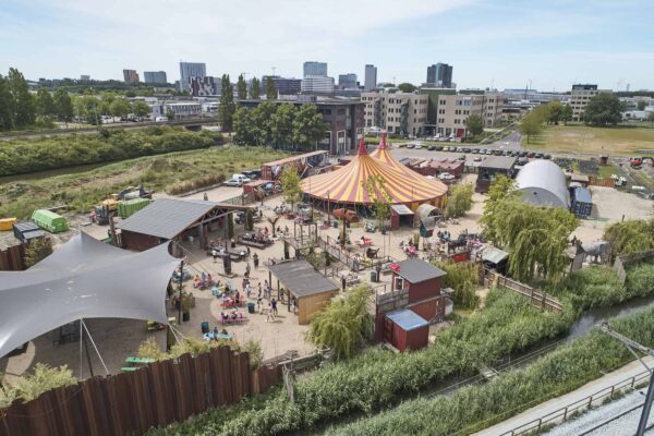 event inspiration | company guide | thuishaven | 4.3 mainstage - Ivo van der Pauw