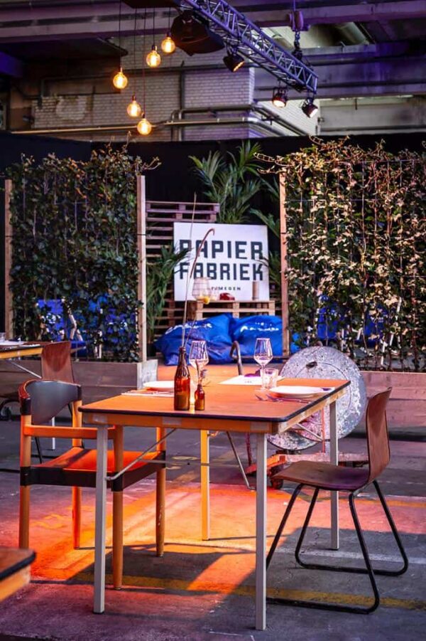 Tafel voor diner bij Papierfabriek Nijmegen