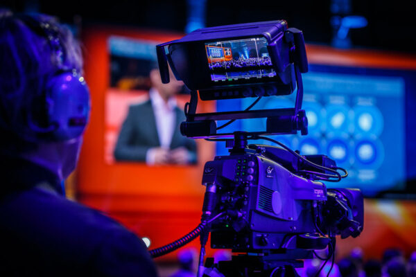 BTB netwerkdiner event van effectgroep met cameraman (Photo: Tycho's Eye)