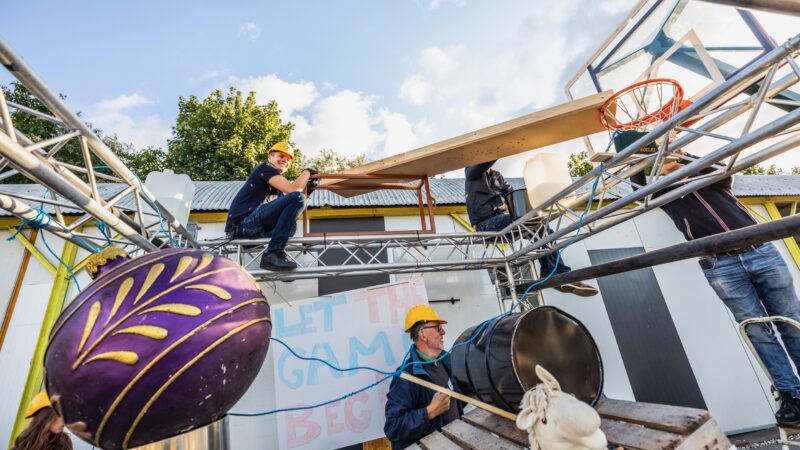 Chainreaction stellage met basketbalnet
