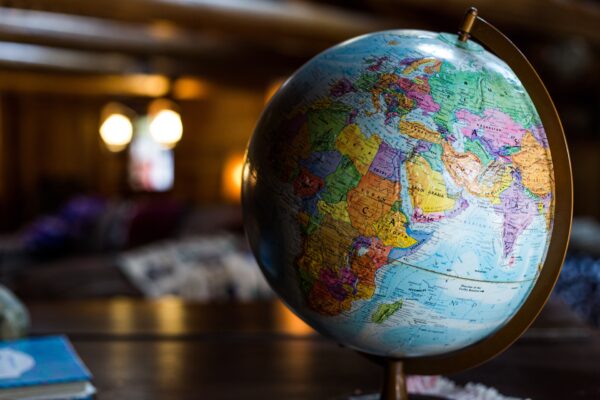 Wereldbol op tafel