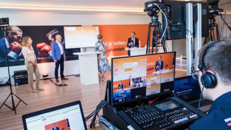 Webinar-opstelling-tijdens-online-event-iBestuur-Congres-2020-bij-Papendal
