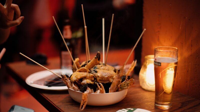 kerstmenu met krabbetjes bij foodhal rotterdam