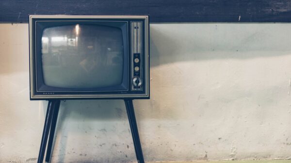 Oude televisie - Sven Scheuermeier