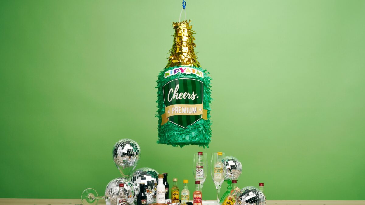 Cheers groene achtergrond