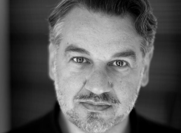 Stephen Emmer - Thomas Schlijper