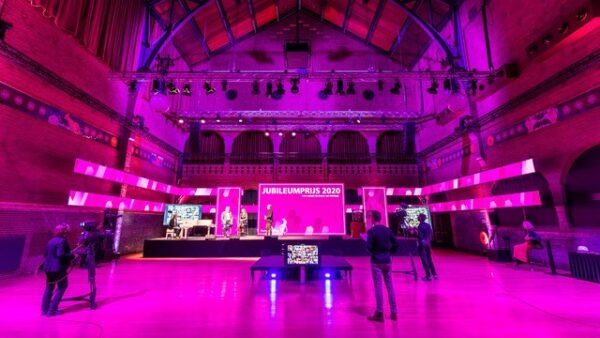 Studio-Berlage-in-de-Effectenbeurszaal-van-de-Beurs-van-Berlage