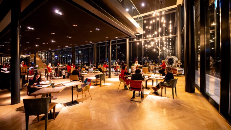 Foyer 1,5m setting Theater Amsterdam