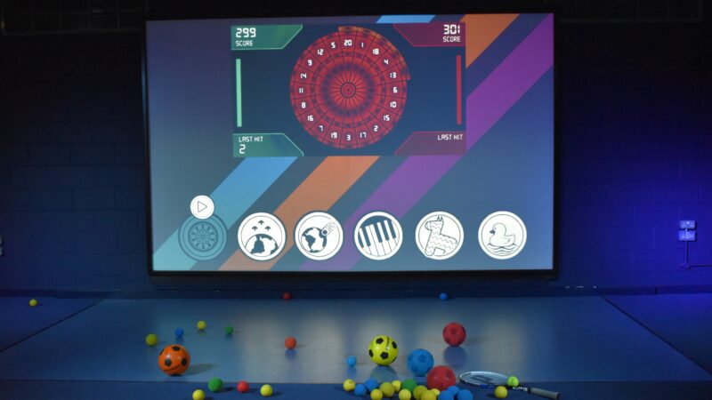 Interactieve spelmuur met diverse spellen