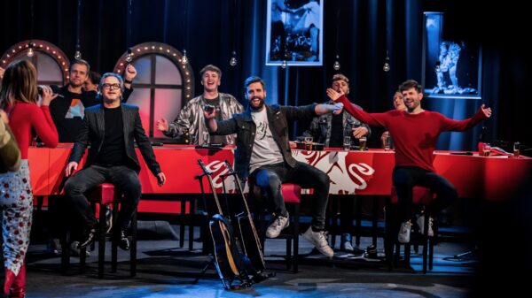 Vrienden van Amstel Liverstream Nick, Simon, Guus, Snelle die genieten van optreden Maan (foto-Set Vexy)