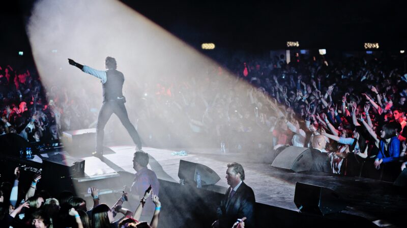 EventZ optreden artiest in spotlight met publiek