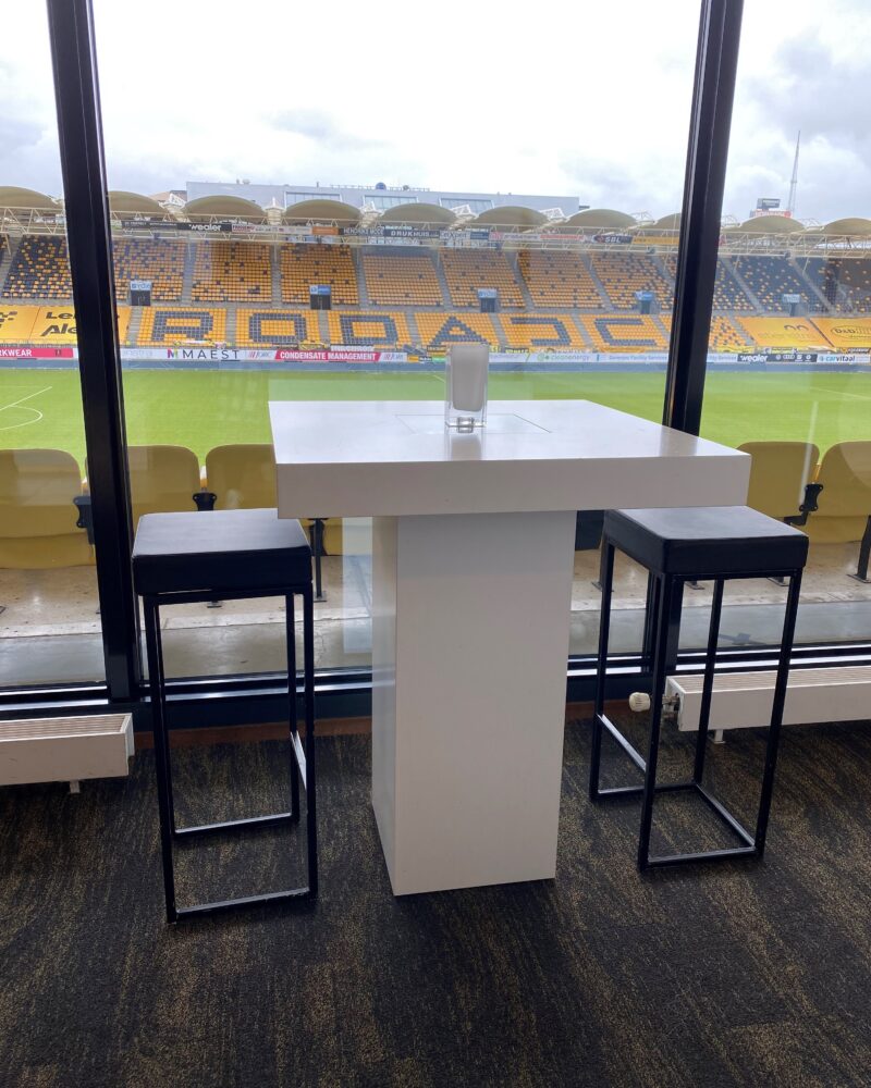 YveY - statafel bij Roda JC