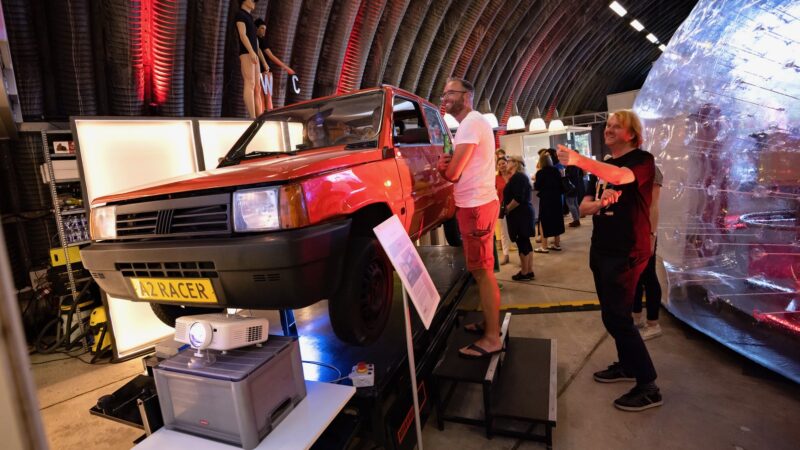 Kermis op de basis - Dropstuff - fiat auto