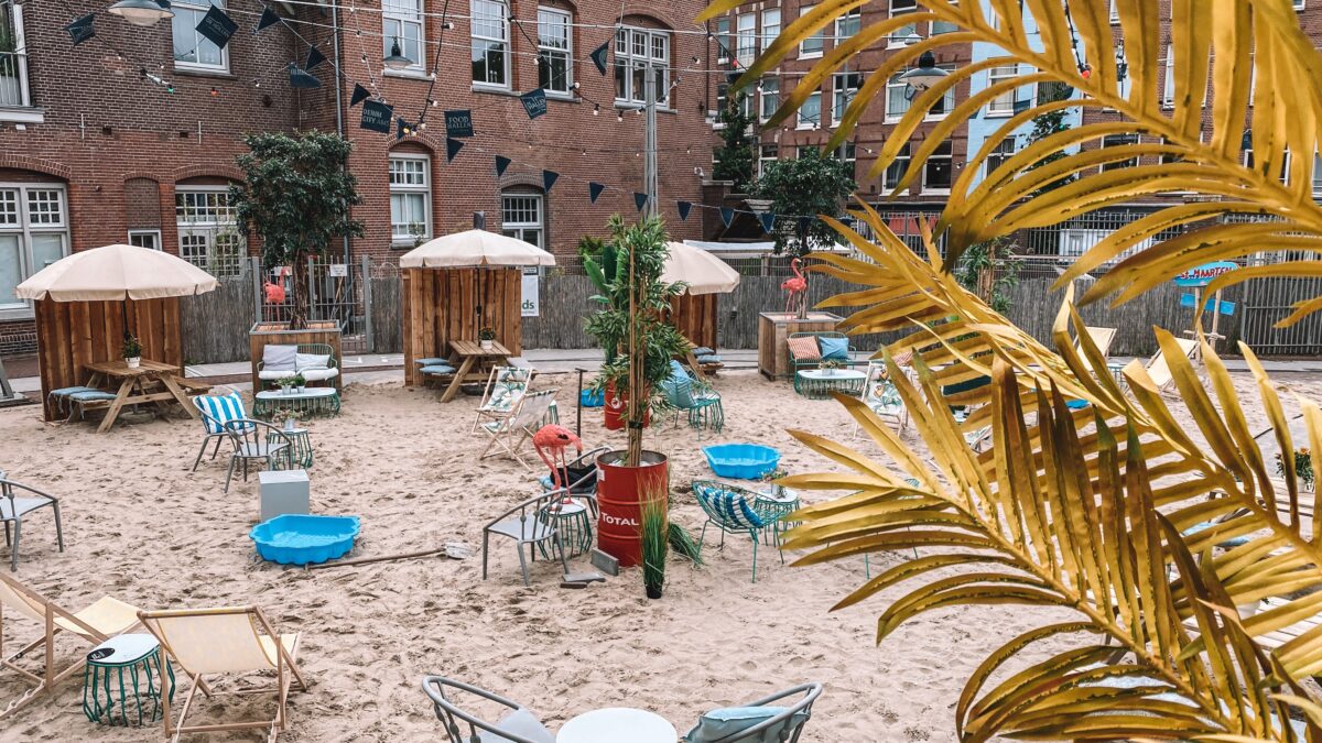 Stadstrand De Hallen Amsterdam zomer 2021