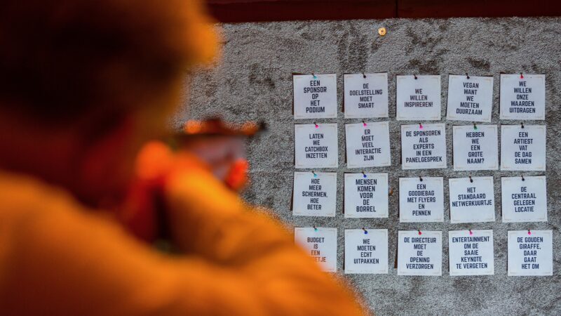 Foto Sander Boer - NXT MICE Re-Invent schieten op tegeltjeswijsheden