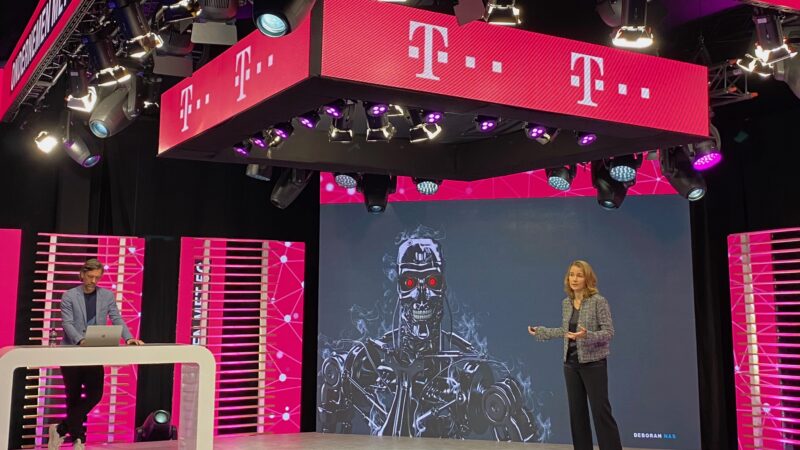 T Mobile event - Deborah Nas als spreker
