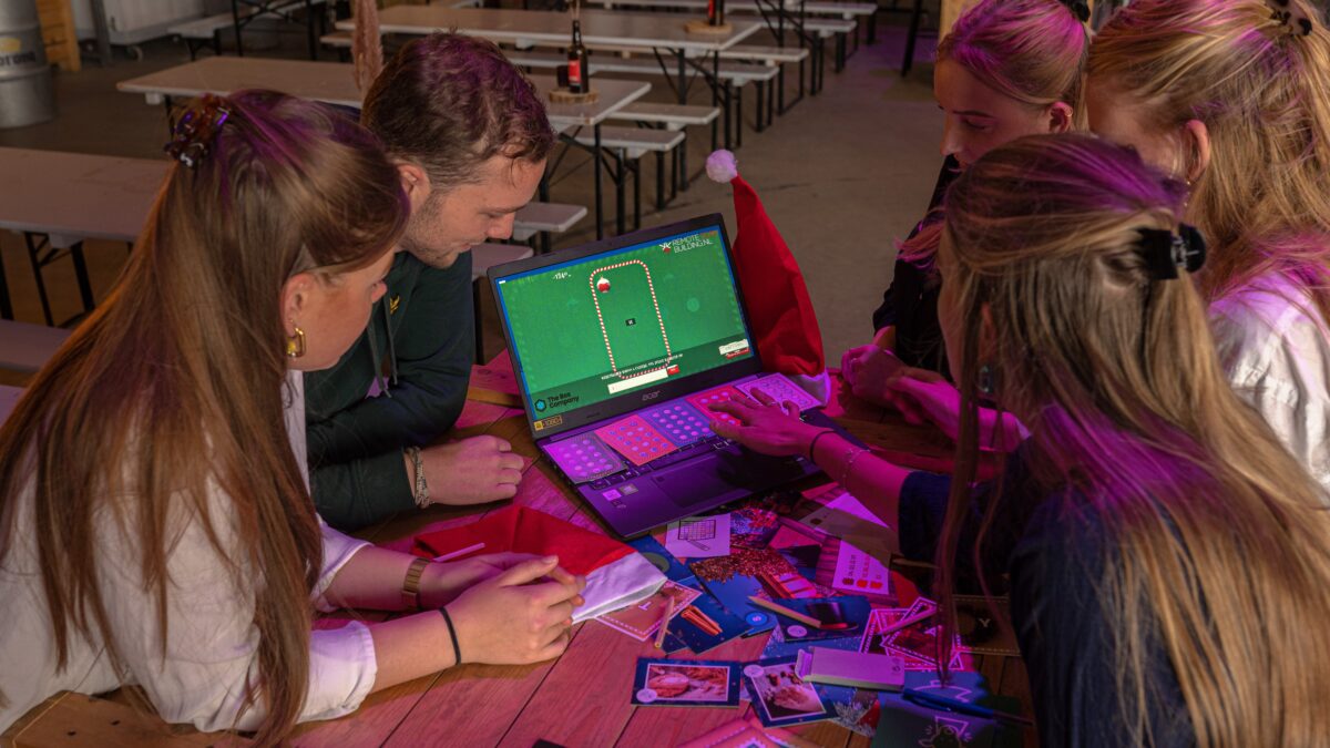 The Box Company biedt keigave kerst-teambuilding