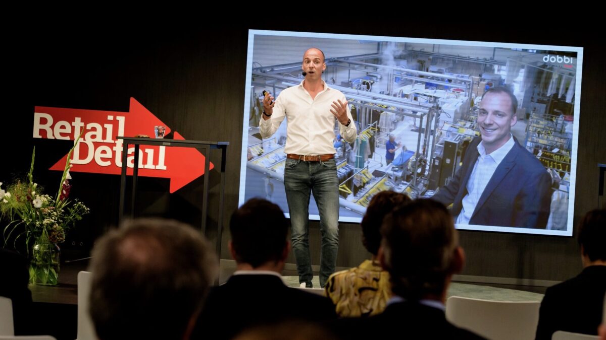 Ruben van Pelt Dobbi tijdens presentatie