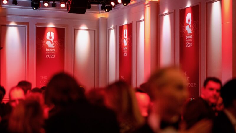 Studio 21 branding vlaggen - foto Ruben May