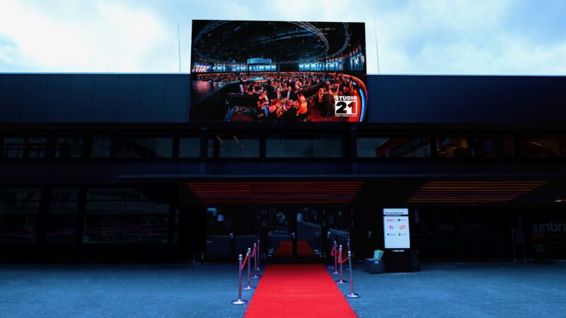 Studio 21 Branding met scherm