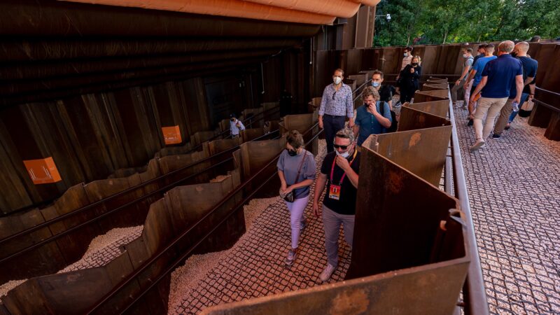 Dubai World Expo (fotograaf Jan Buteijn) - wandelgang