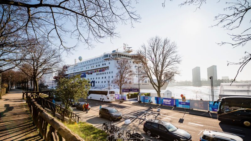 Nico Alsemgeest - MPS | food & design verzorgt voor 10.000 personen catering op grootste ziekenhuisschip ter wereld