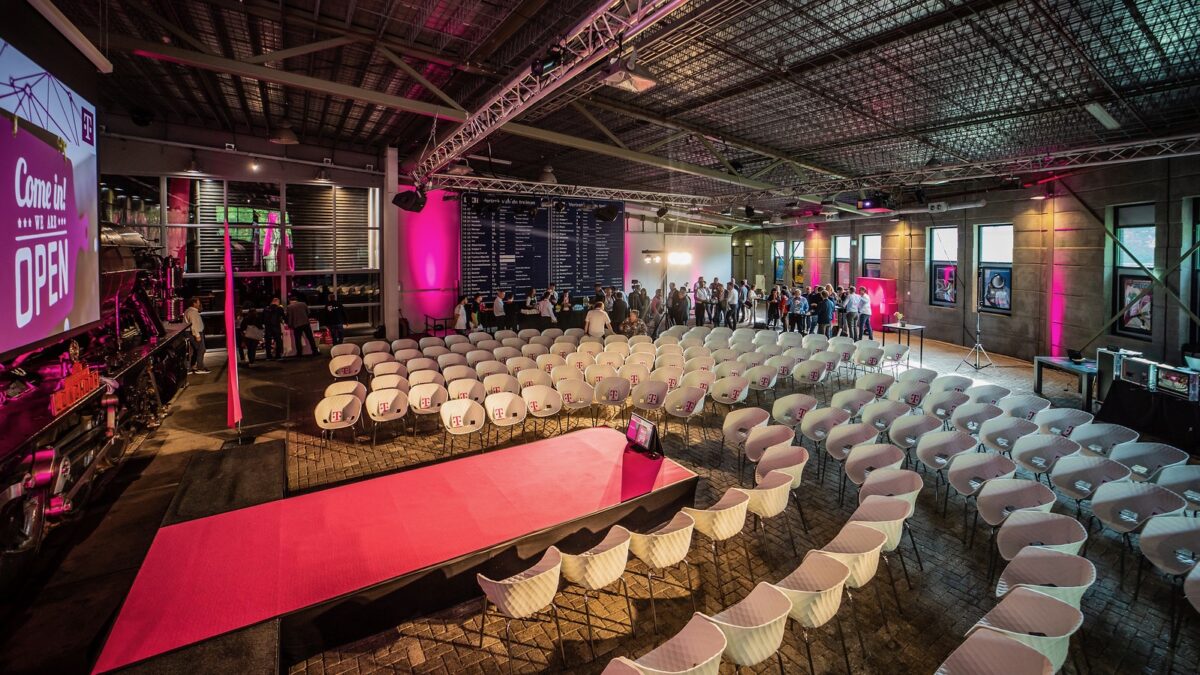 We connect event Deutsche Telekom bij Spoorwegmuseum - foto Verkijk