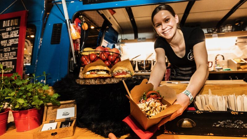 Rotterdam Ahoy toont met 50ste ABN AMRO Open de enorme mogelijkheden in sportevenementen - foodtruck