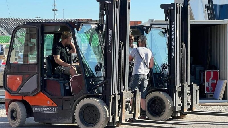 Unbranded verantwoordelijk voor bouw grootste buitenpodium in Duitsland - heftruck