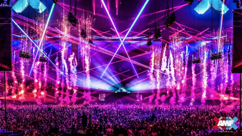 AMF in Johan Cruijff ArenA met 40K bezoekers ‘grootste nachtclub ter wereld’ - Beeld Alda