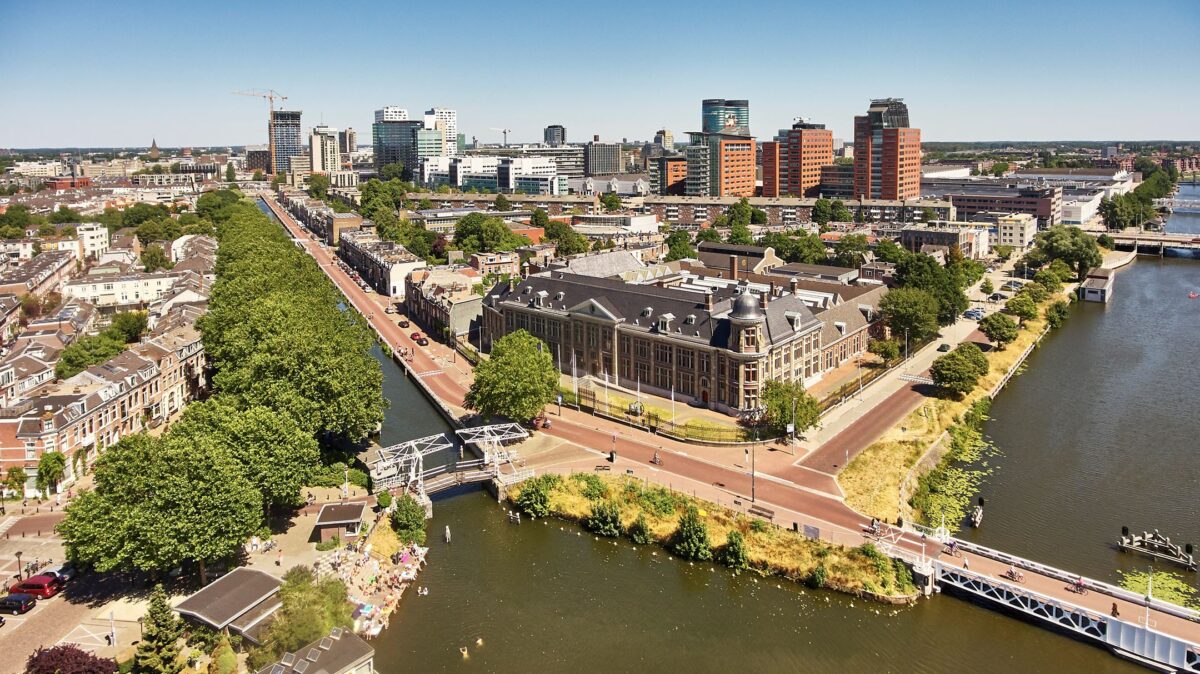 Het Muntgebouw Utrecht luchtfoto