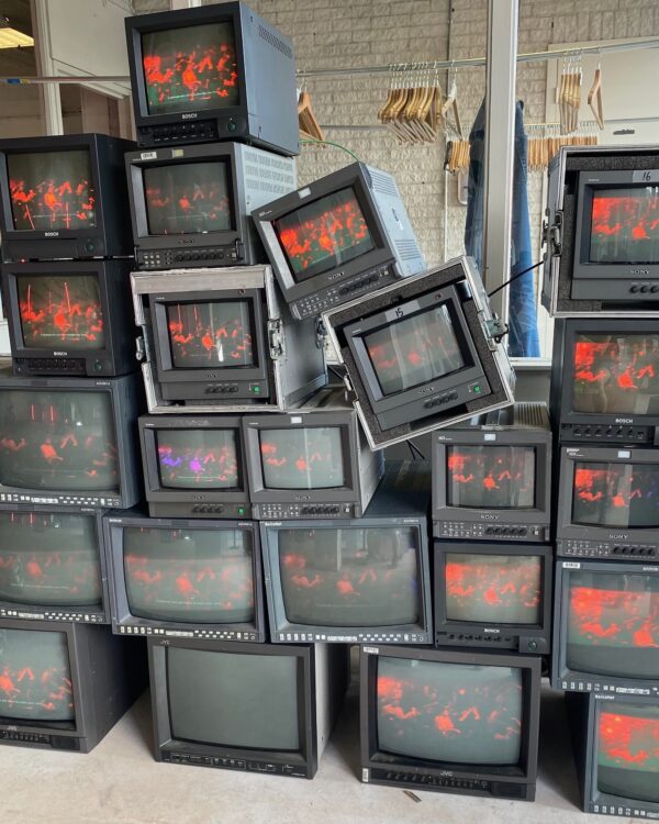 Supa-Dupa TV Wall 2