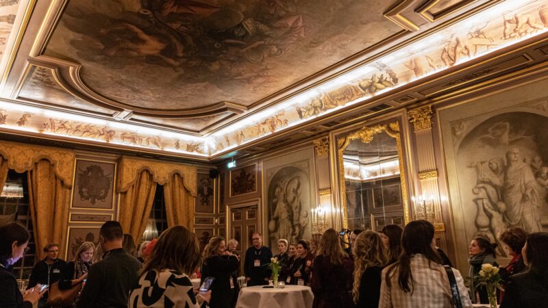 BFoto - Locatietour Utrechtse Heuvelrug - Slot Zeist - zaal met muurschilderingen