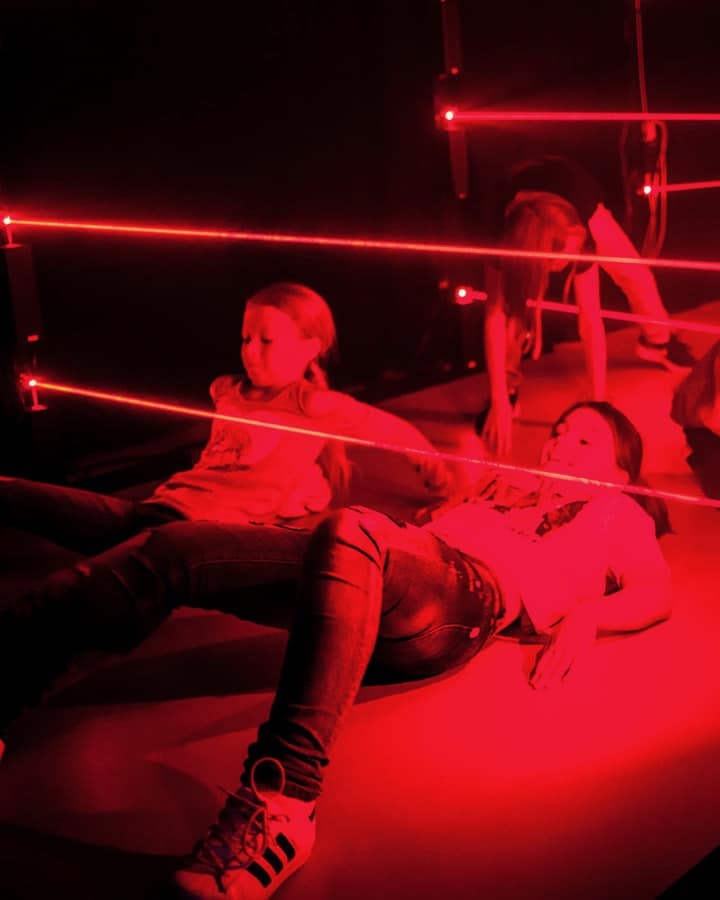 Laser Maze teambuilding laserstralen