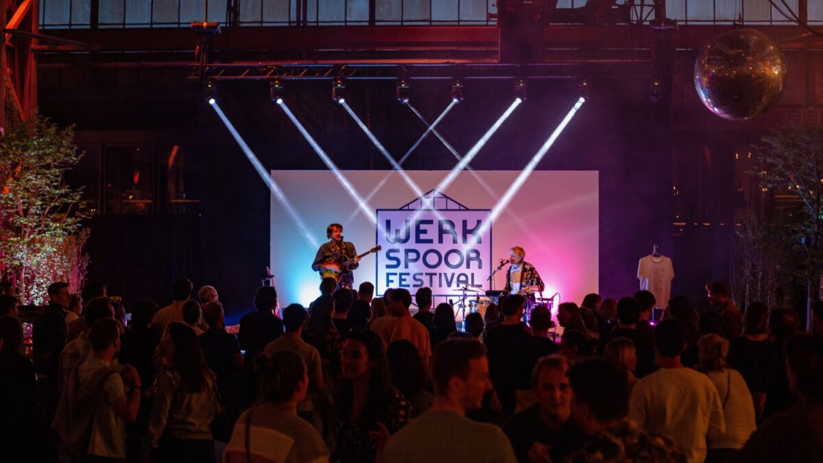 Werkspoorfestival bij Werkspoorkathedraal - foto Abe Jonker