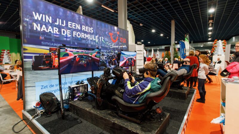 VRX1 racesimulator op beurs_Fotografie Jules van Iperen